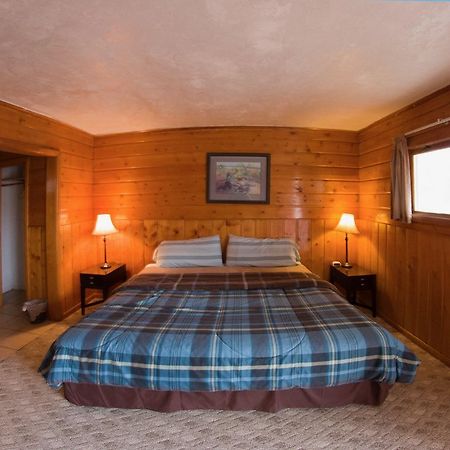 Yellowstone Holiday Motel West Yellowstone Exteriör bild