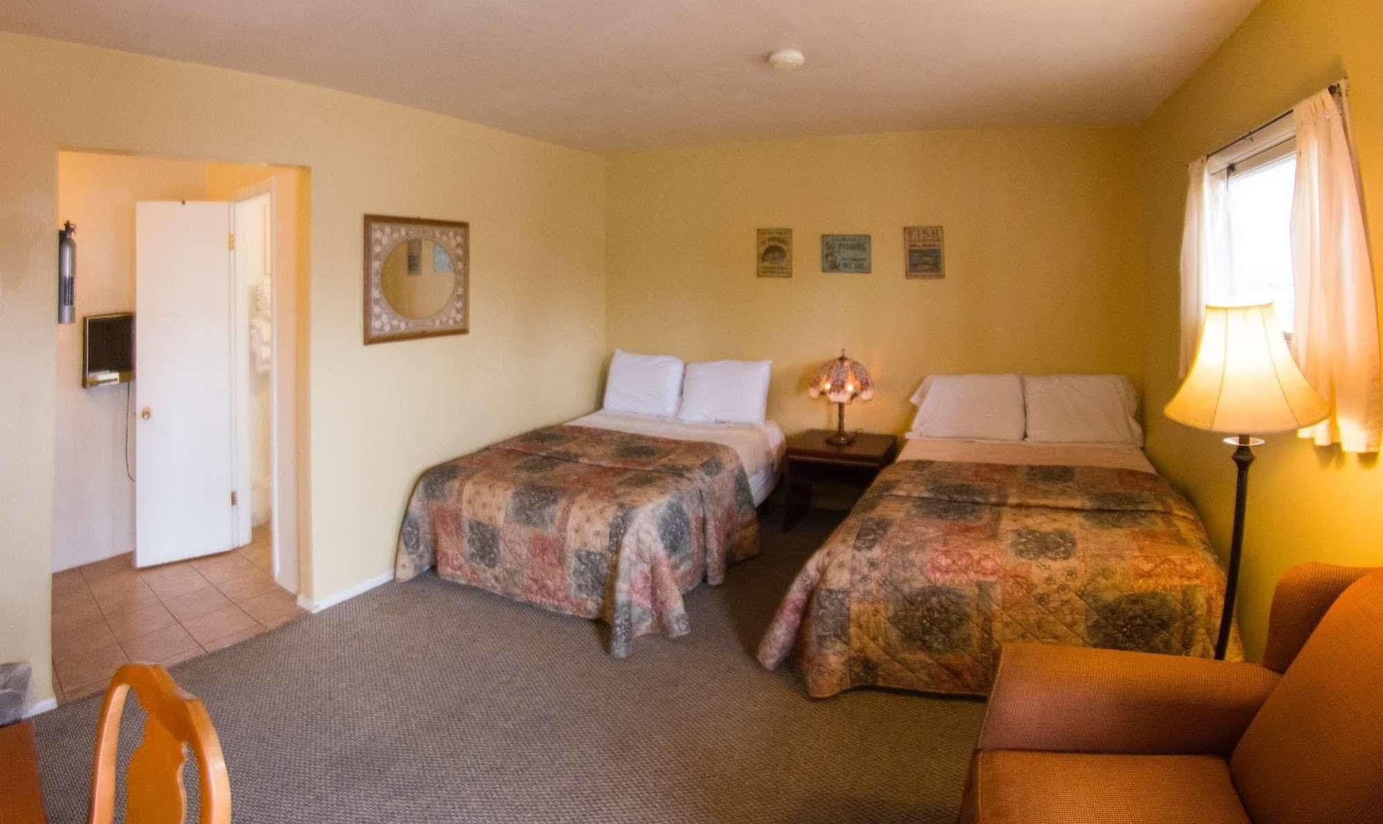 Yellowstone Holiday Motel West Yellowstone Exteriör bild