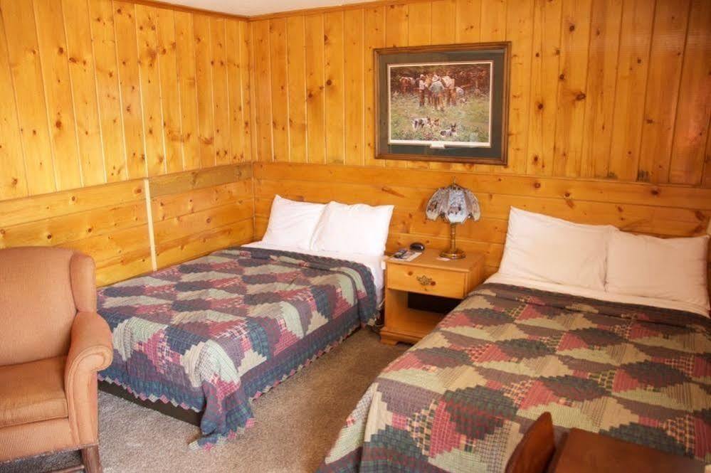 Yellowstone Holiday Motel West Yellowstone Exteriör bild